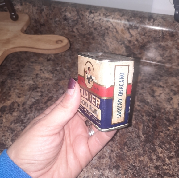 Accents Vintage Quacker Ground Oregano Tin Poshmark